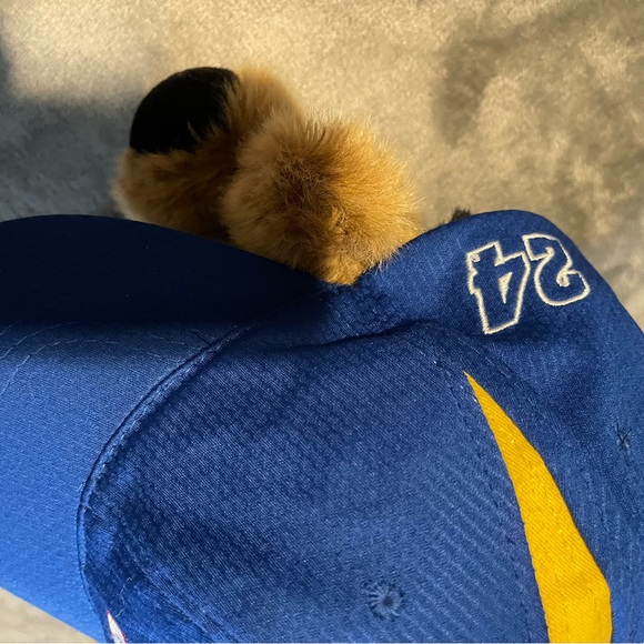 Napa NASCAR hat, driver Chase Elliott.Hendricks Motorsports . - Picture 3 of 8